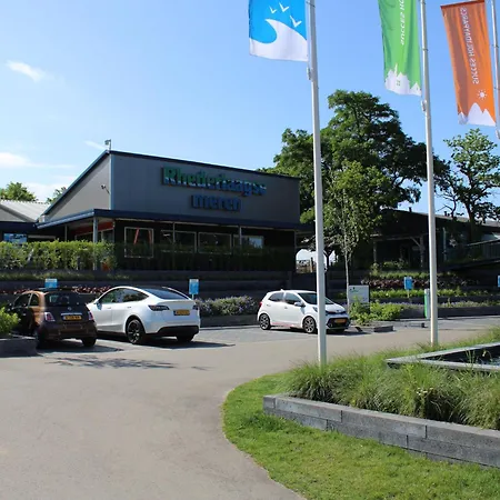 With Pond View In Gelderland * Lathum