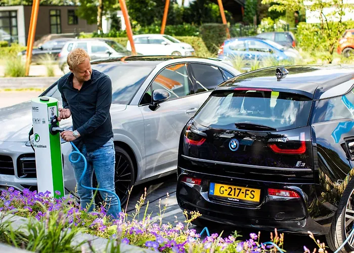 Chalet With Pond View In Gelderland