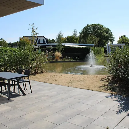 With Pond View In Gelderland Lathum
