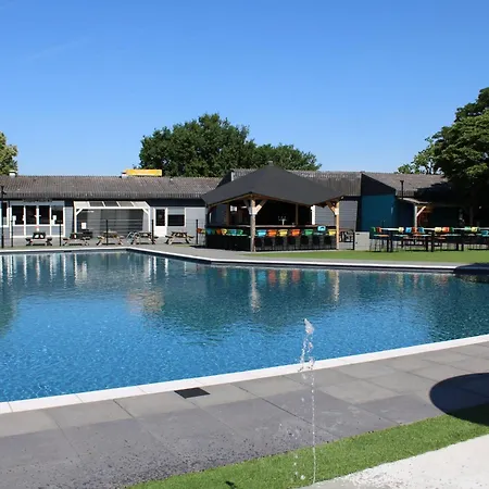 With Pond View In Gelderland *